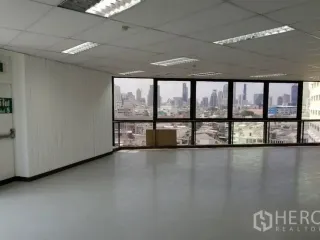 Oficina en alquiler en Bang Rak, Bangkok