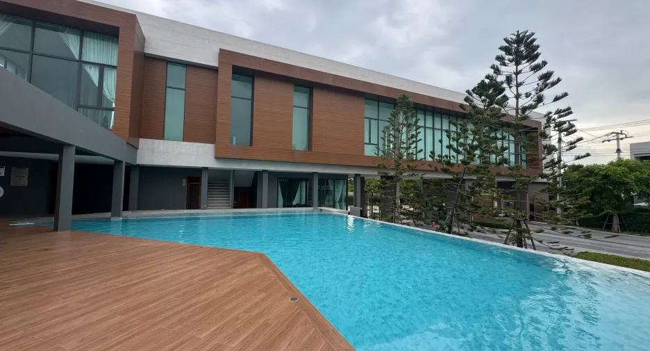For rent 4 bedrooms house in Bang Phli, Samut Prakan