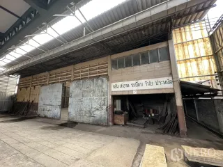 Аренда склад в Пхра Кханонг, Бангкок