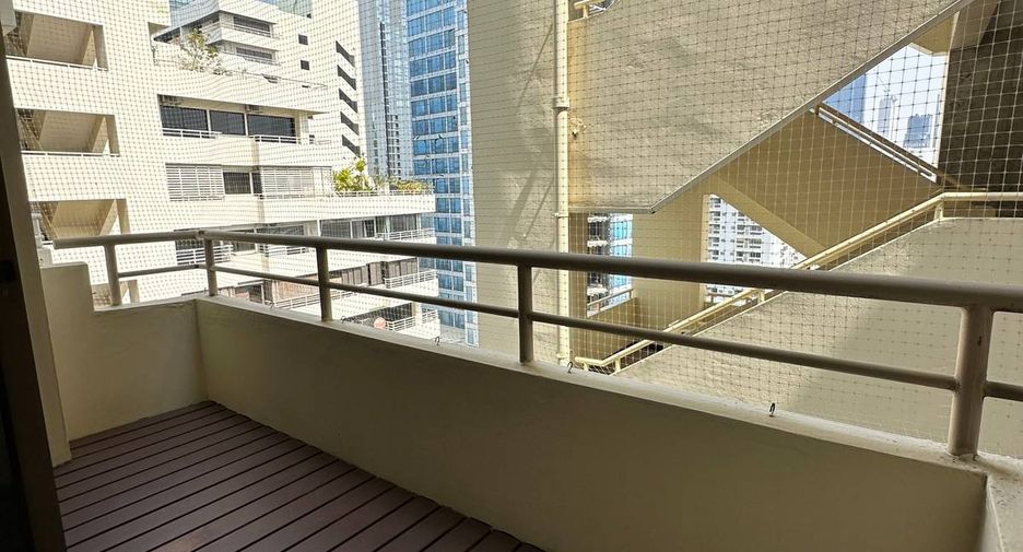 Продажа 1 кровать кондо в Кхлонг Тоеи, Бангкок