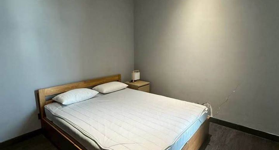 For rent 2 bedrooms condo in Sathon, Bangkok