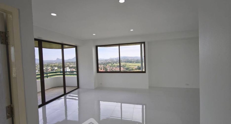 À vendre 2 chambres condo à Na Jomtien, Pattaya