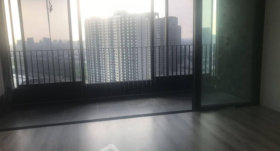 À vendre 2 chambres condo à Watthana, Bangkok