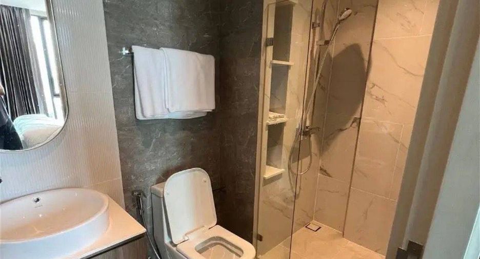 Condo en alquiler y en venta de 1 habitaciones en Huai Khwang, Bangkok