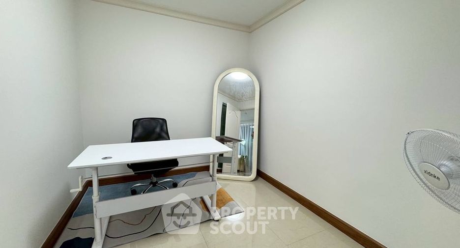 Wohnung zur Miete und zum Kauf mit 1 Zimmer in Phaya Thai, Bangkok
