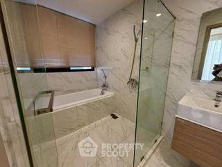 For sale 2 ベッドルーム condo in Bang Na, Bangkok