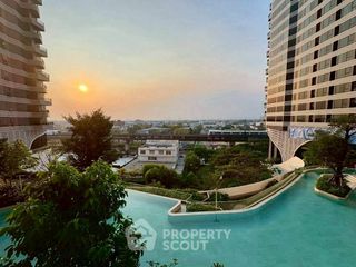 For sale 2 ベッドルーム condo in Bang Na, Bangkok