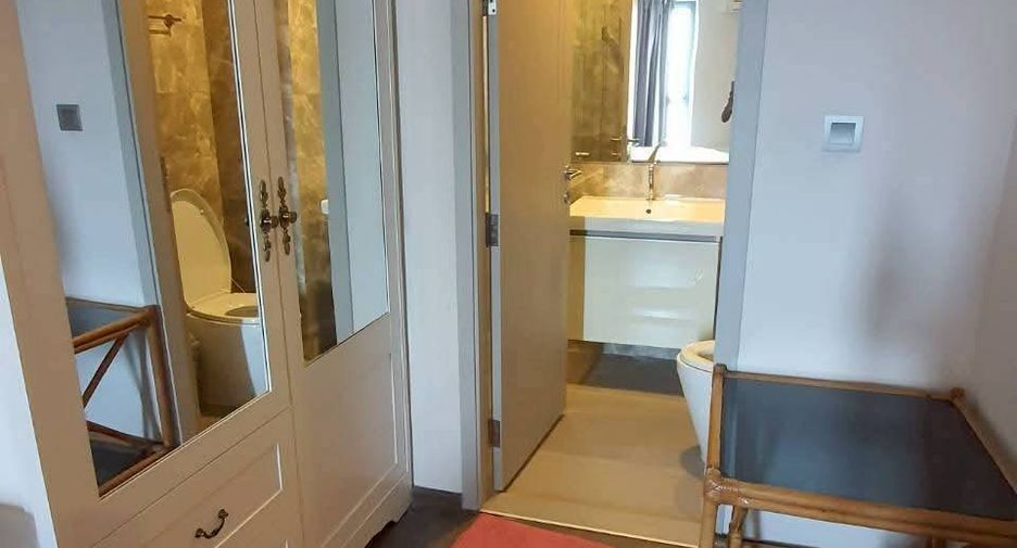 For rent 1 bed condo in Pathum Wan, Bangkok