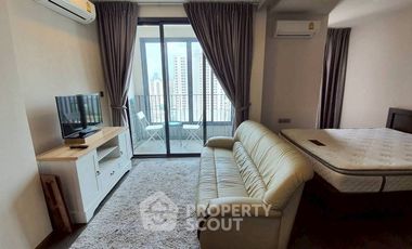 For rent 1 bed condo in Pathum Wan, Bangkok