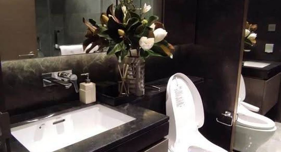 Condo en alquiler de 1 habitaciones en Pathum Wan, Bangkok