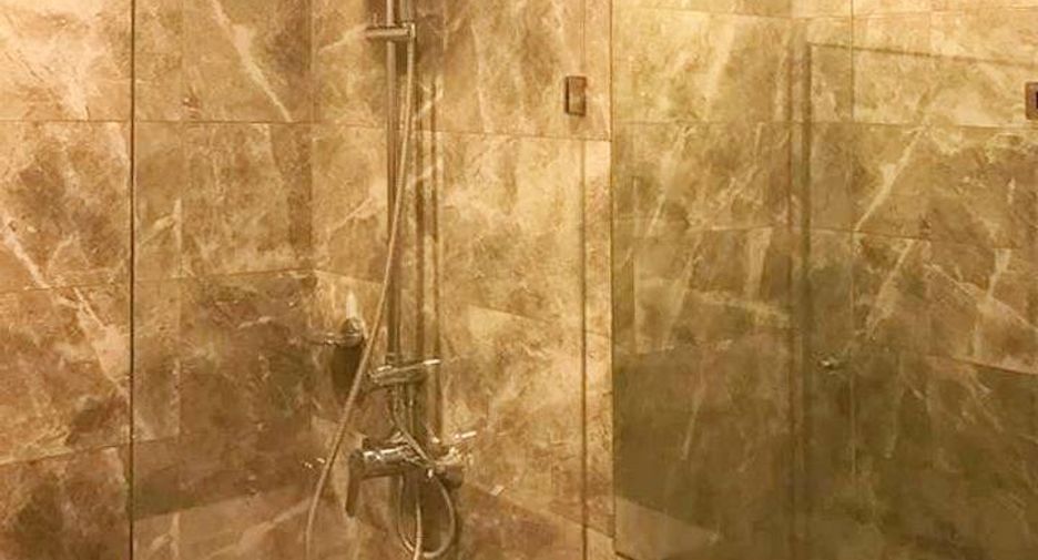 For rent 1 bed condo in Pathum Wan, Bangkok