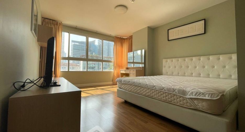 For rent 2 ベッドルーム condo in Watthana, Bangkok