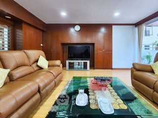 For sale 3 bedrooms condo in Khlong Toei, Bangkok