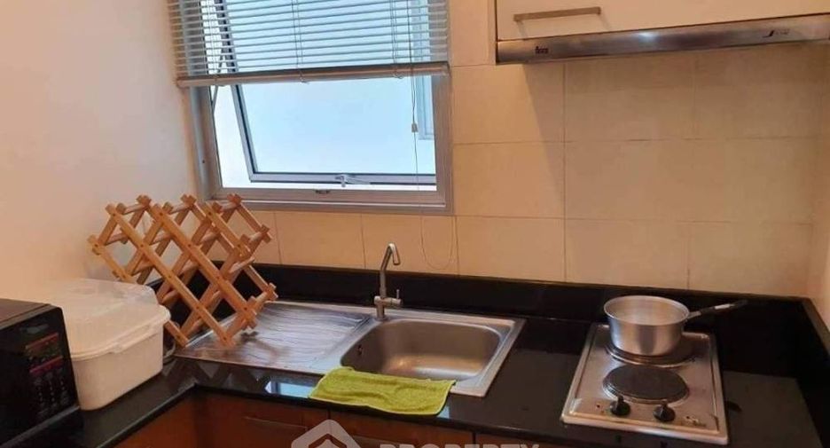 À vendre 2 chambres condo à Thon Buri, Bangkok