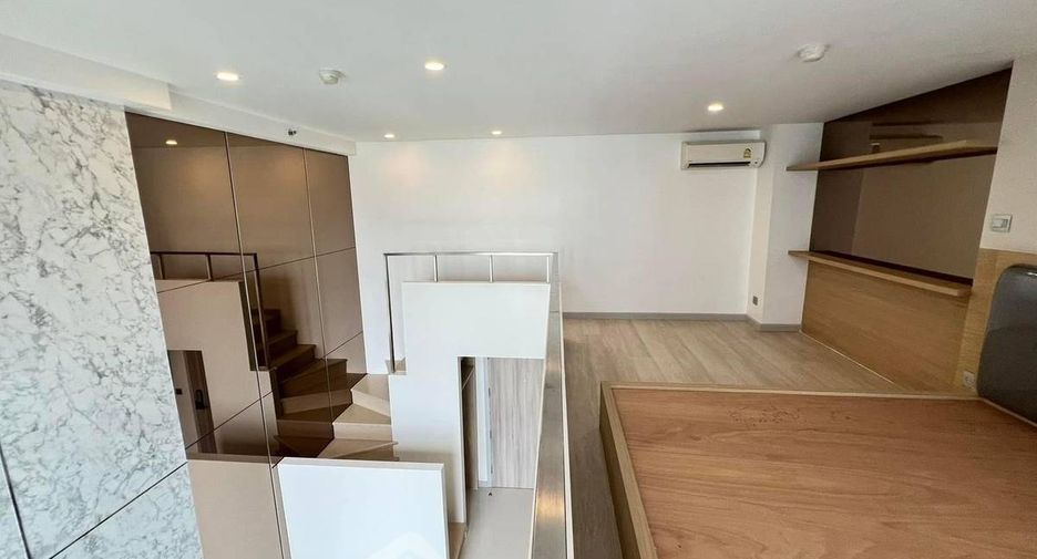For sale 1 bed condo in Sathon, Bangkok