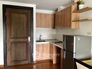 For sale 1 bed condo in Phra Khanong, Bangkok
