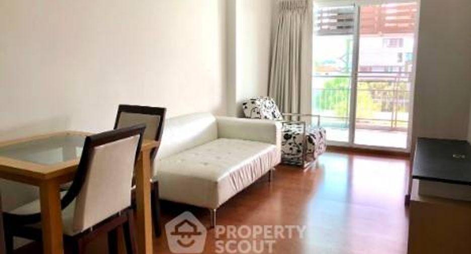 For sale 1 bed condo in Phra Khanong, Bangkok