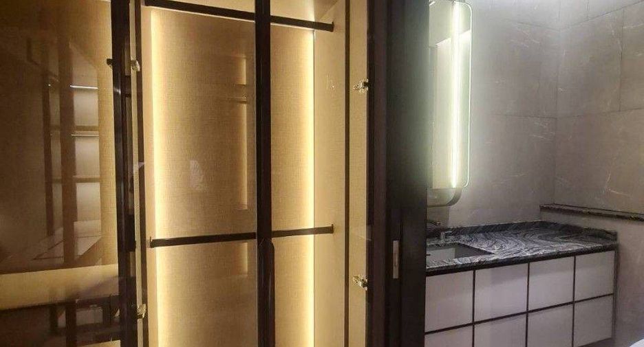 For rent and for sale 2 bedrooms condo in Watthana, Bangkok