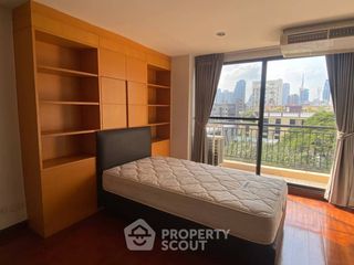 Wohnung zum Kauf mit 3 Zimmer in Watthana, Bangkok