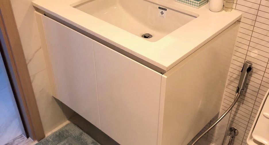 For sale 1 bed condo in Watthana, Bangkok