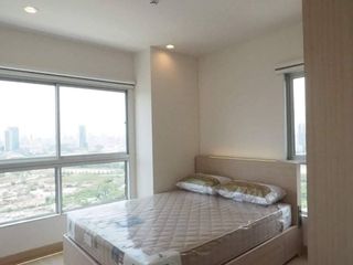 For sale 2 bedrooms condo in Huai Khwang, Bangkok