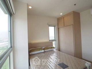 For sale 2 bedrooms condo in Huai Khwang, Bangkok