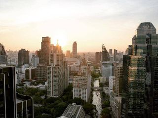 Продажа 1 кровать кондо в Патхум Щан, Бангкок