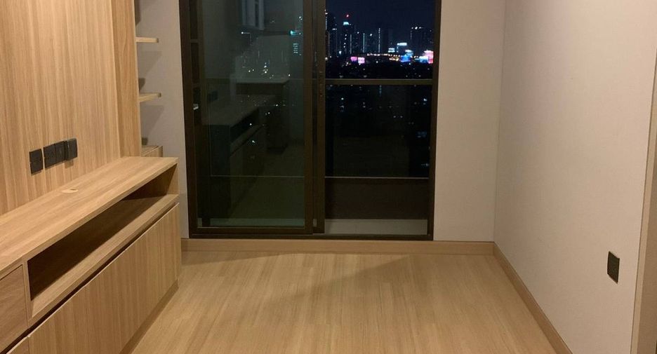 À vendre 1 chambre condo à Din Daeng, Bangkok