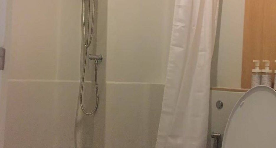 À vendre 1 chambre condo à Thon Buri, Bangkok