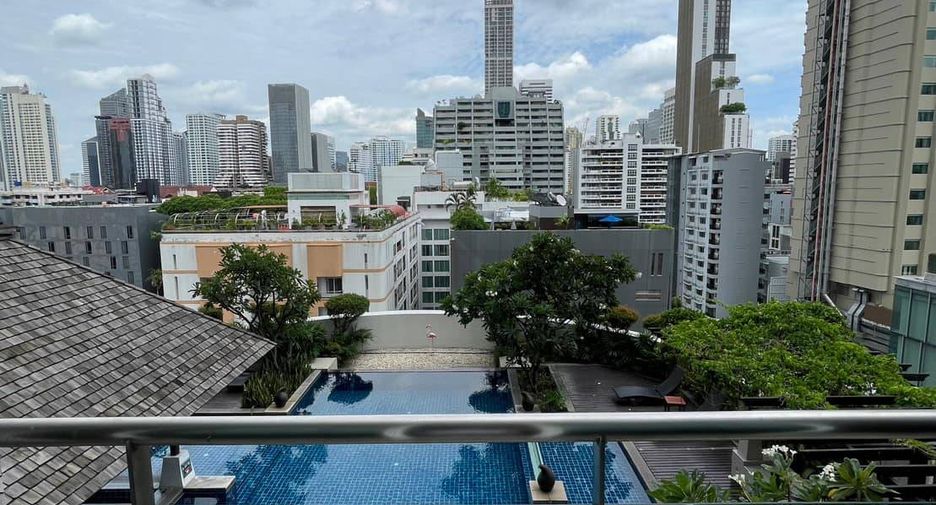 For sale 2 bedrooms condo in Watthana, Bangkok