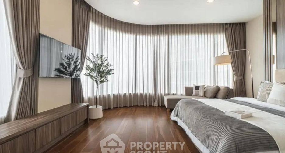 For sale 3 bedrooms condo in Bang Kho Laem, Bangkok