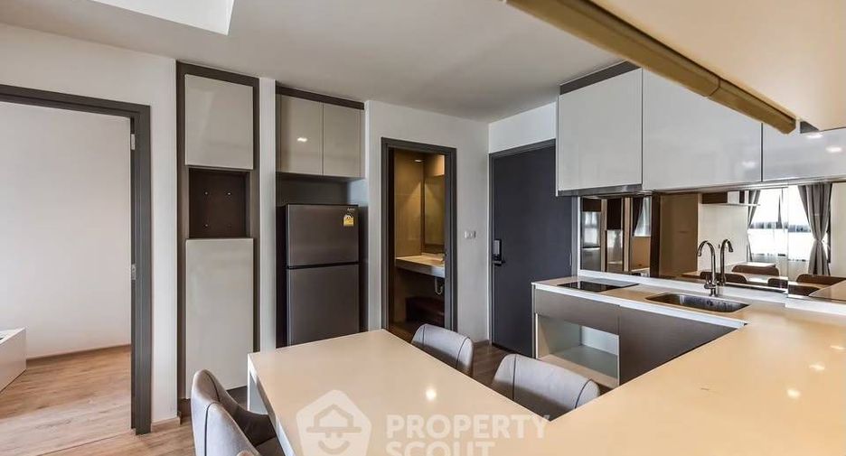 For sale 2 bedrooms condo in Khlong San, Bangkok