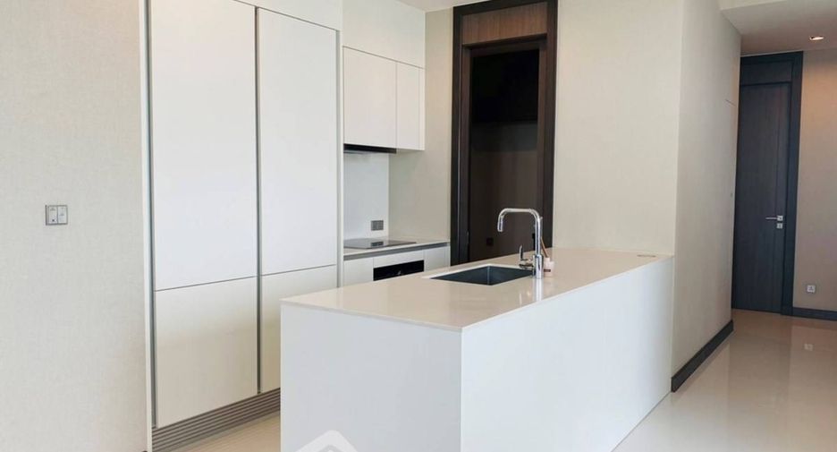 Продажа 3 спальни кондо в Кхлонг Тоеи, Бангкок