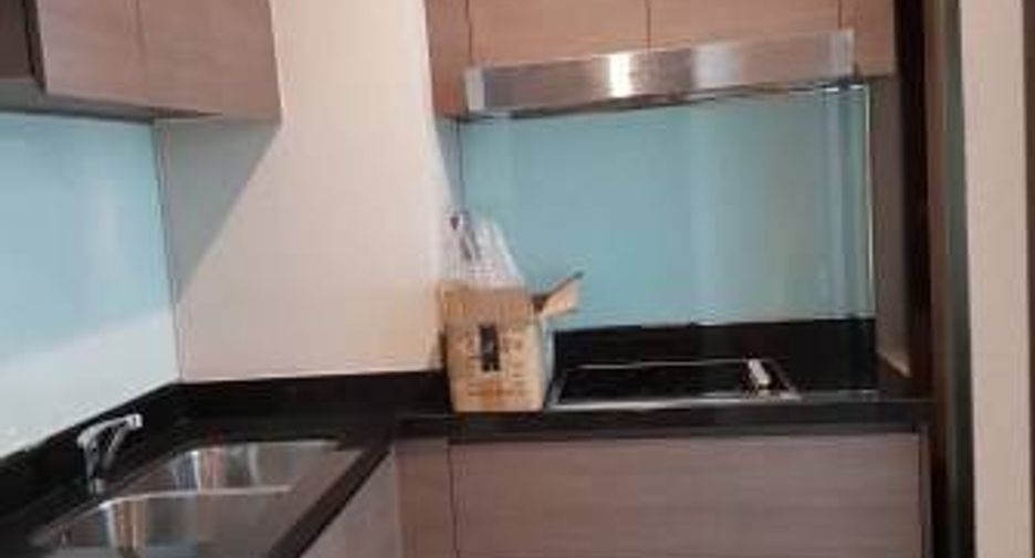 Продажа 3 спальни кондо в Кхлонг Тоеи, Бангкок