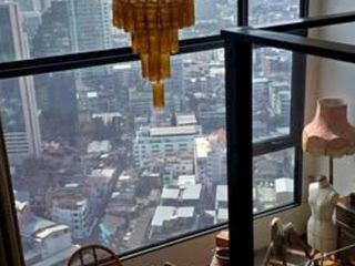 À vendre 2 chambres condo à Bang Rak, Bangkok