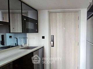 À vendre 2 chambres condo à Bang Rak, Bangkok