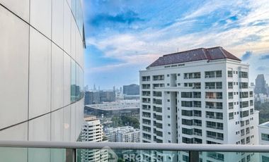 For sale 3 bedrooms condo in Khlong Toei, Bangkok