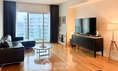 For sale 3 bedrooms condo in Khlong Toei, Bangkok