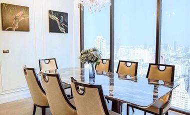 For sale 3 bedrooms condo in Khlong Toei, Bangkok