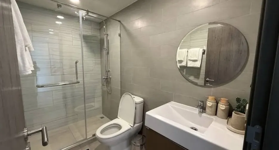 For sale 3 ベッドルーム condo in Watthana, Bangkok