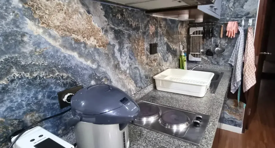 For rent 1 bed condo in Khlong Toei, Bangkok