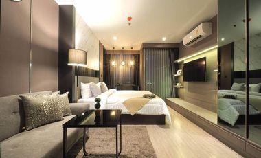 Wohnung zur Miete mit Studio in Watthana, Bangkok