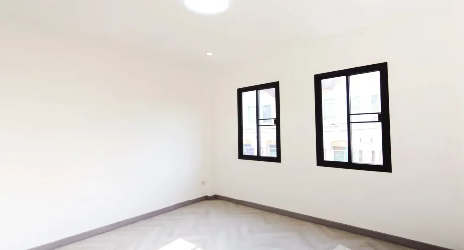出售 4 卧室 独立屋 在 Huai Khwang, 曼谷