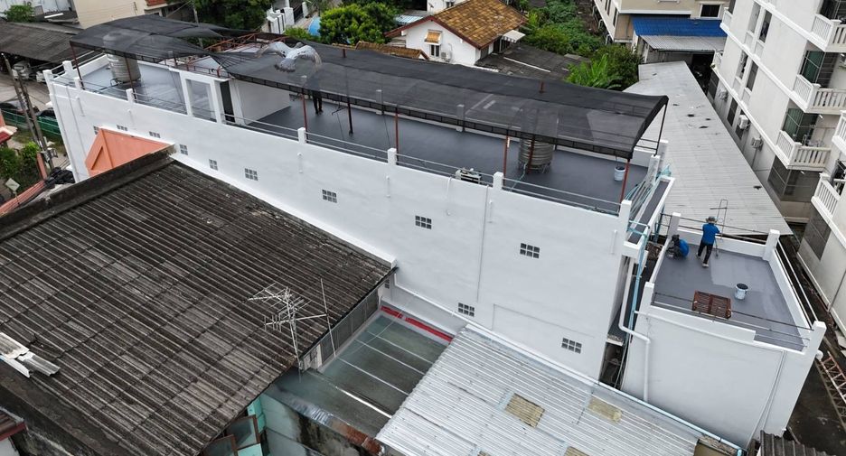 出售 17 卧室 商业空间 在 Mueang Chiang Mai, Chiang Mai