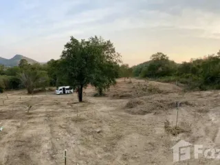 出售 土地 在 华欣, 班武里府