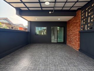 For sale 2 bedrooms townhouse in Bang Lamung, Chonburi