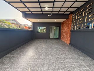 For sale 2 bedrooms townhouse in Bang Lamung, Chonburi