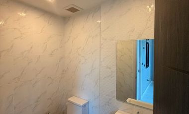 Продажа 2 спальни таунхаус в Банг Ламунг, Чонбури
