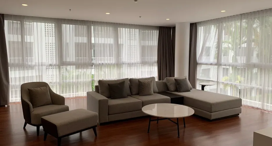 Apartamento en alquiler de 3 habitaciones en Watthana, Bangkok
