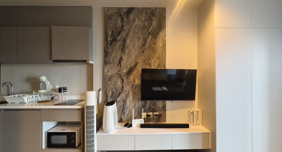 Condo en alquiler de estudio en Huai Khwang, Bangkok